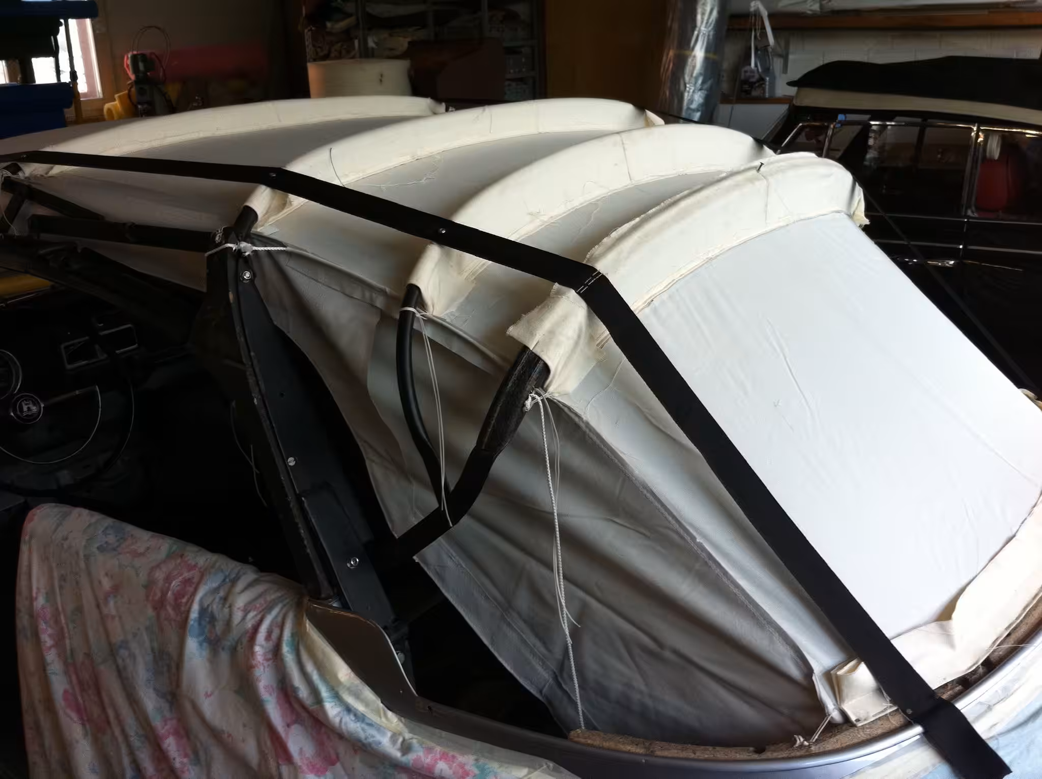 Neues Cabrio-Verdeck – Autosattlerei Wick Wil